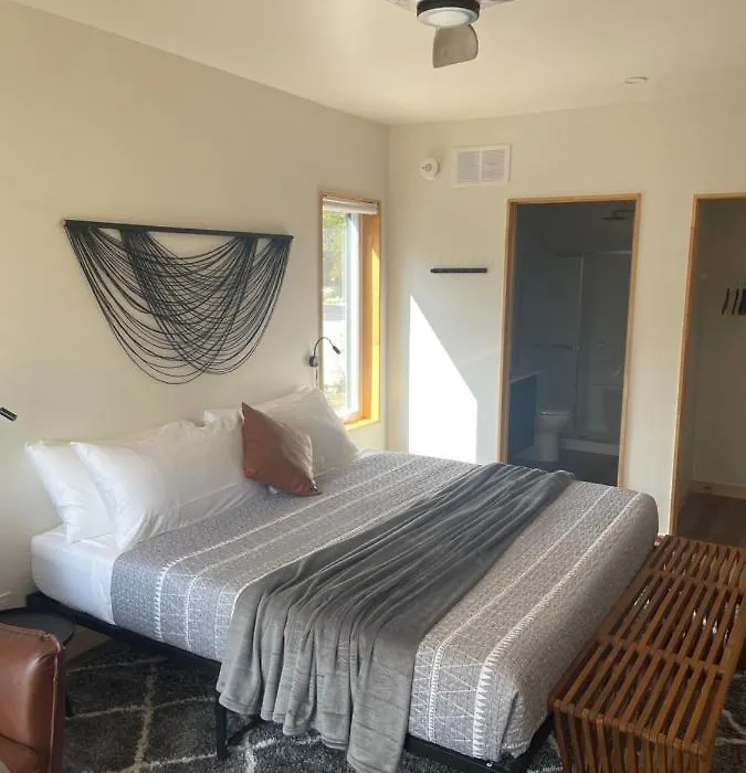 Evo Luxury Waterfront Adults Only B&B-1